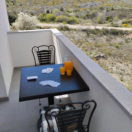 Appartement Iris Ivanica